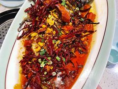 香辣海鲈鱼-巧克力渔家.小船海鲜胶东菜(万平口店)