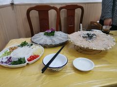 -官塘陈记鱼生·潮汕砂锅粥·牛肉火锅(潮枫路总店)