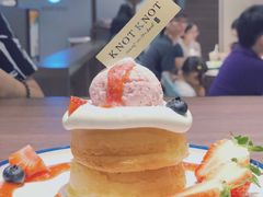 珞珞･草莓盛宴-KNOTKNOT珞珞·日式甜品(K11店)