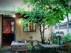-SISTERS BAR RESTAURANT川意酒馆(嘉善老市H楼店)
