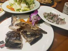 -青瓦餐厅·生鱼片·韩园烤肉(西塔店)