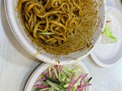 -黑八私房老北京炸酱面