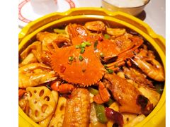-多嘴肉蟹煲(万达店)