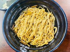 葱油拌面-大龙汤包