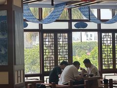 -桥香园过桥米线(国贸店)