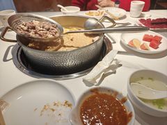 -犇鼎牛潮汕牛肉火锅(新辰里学清路店)