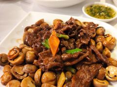 蚝油鲜菇炒牛肉-广州酒家(文昌总店)