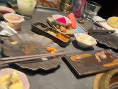 -铭牛烧肉·和牛海鲜自助(高新月牙湖店)