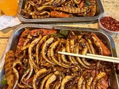 -郑记•不夜城烧烤•龙虾•虾蟹(黄鹤楼店)