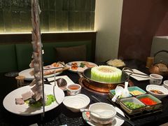 -得意咚瓜·顺德鱼生·冬瓜火锅(深圳首店)