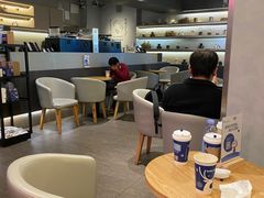大堂-瑞幸咖啡(Lab·华强电子世界店)