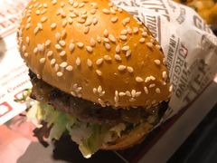 -The Habit Burger Grill 哈比特汉堡(复兴soho店)
