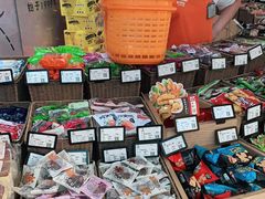 零售区-来伊份(龙之梦长宁店)