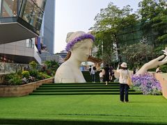 -中航城君尚购物中心