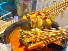 -签多多串串香火锅