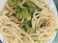 -鹤乡东北菜(崮山路店)