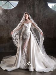 点击看大图 -Renee芮亦婚纱