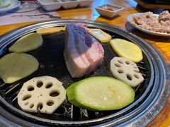 厚切五花肉-唯成•韩国炭火烤肉 유성고기