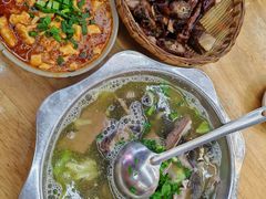 -谢老五跷脚牛肉·非遗传承店