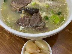 羊肉泡馍-刘信牛羊肉泡馍小炒(回民街店)