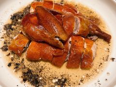 黑松露脆皮文昌鸡（整只）-小炳胜(卓悦中心店)