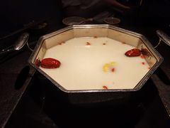 -新草堂锅物料理(泉城路店)
