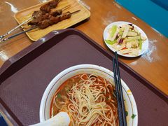 -伊京轩兰州牛肉面(闹市口店)