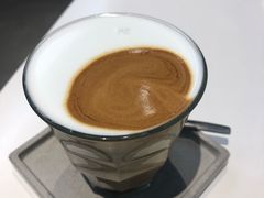 -UNI UNI(环亚凯瑟琳店)