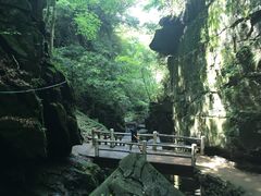 -藏龙百瀑风景区