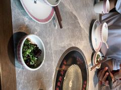 -野山舂·贵州现舂酸汤牛肉(民生路店)