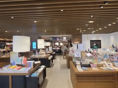 -茑屋书店(天目里店)