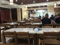 大堂-黄家泡馍馆·非遗老字号·清真(凤九海荣名城店)