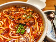 小锅米线-云海肴·汽锅鸡·云南菜(天山百盛优客店)