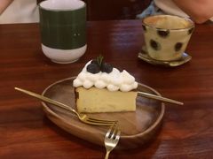 -Double cafe
