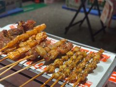 -威记烧嘢·南宁烧烤·超级生牛(绿地店)