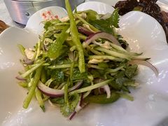 手撕鸡伴老虎菜-金家老三饭庄(常营店)