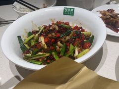 -绿草地·湘菜(7mall店)