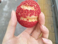 红丝绒酸奶泡芙-拾味中点(泺文路店)