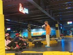 -极限PLAY运动娱乐新世界·团建派对潮玩休闲馆·室内蹦极高空游乐园