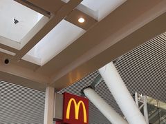 -麦当劳(深圳北站B2检票口楼上)