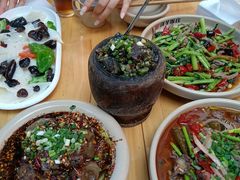-郑件洋芋饭庄