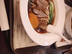 -康师傅私房牛肉面(申虹店)
