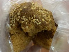 -白玉兰食品甜凤店(合生汇店)