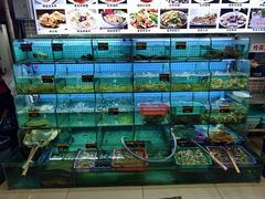 -覃记海鲜美食餐厅