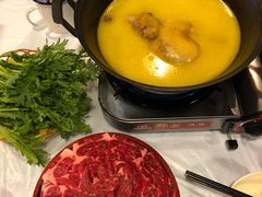 -鲜入围煮花胶鸡海鲜火锅