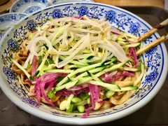 老北京炸酱面-门框胡同百年卤煮(新街口店)