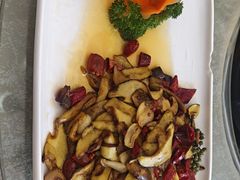 -原林野山菌火锅·炒菌(关上野生菌一条街店)