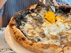 黑松露披萨-IL TEATRO 精品意大利餐厅