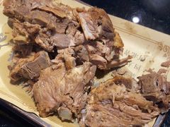 -东口码头·烧鸽子·鱼头泡饼·地方菜(金鹰悦城店)