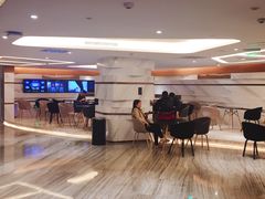 等候区-英皇电影城(英皇集团中心IMAX店)